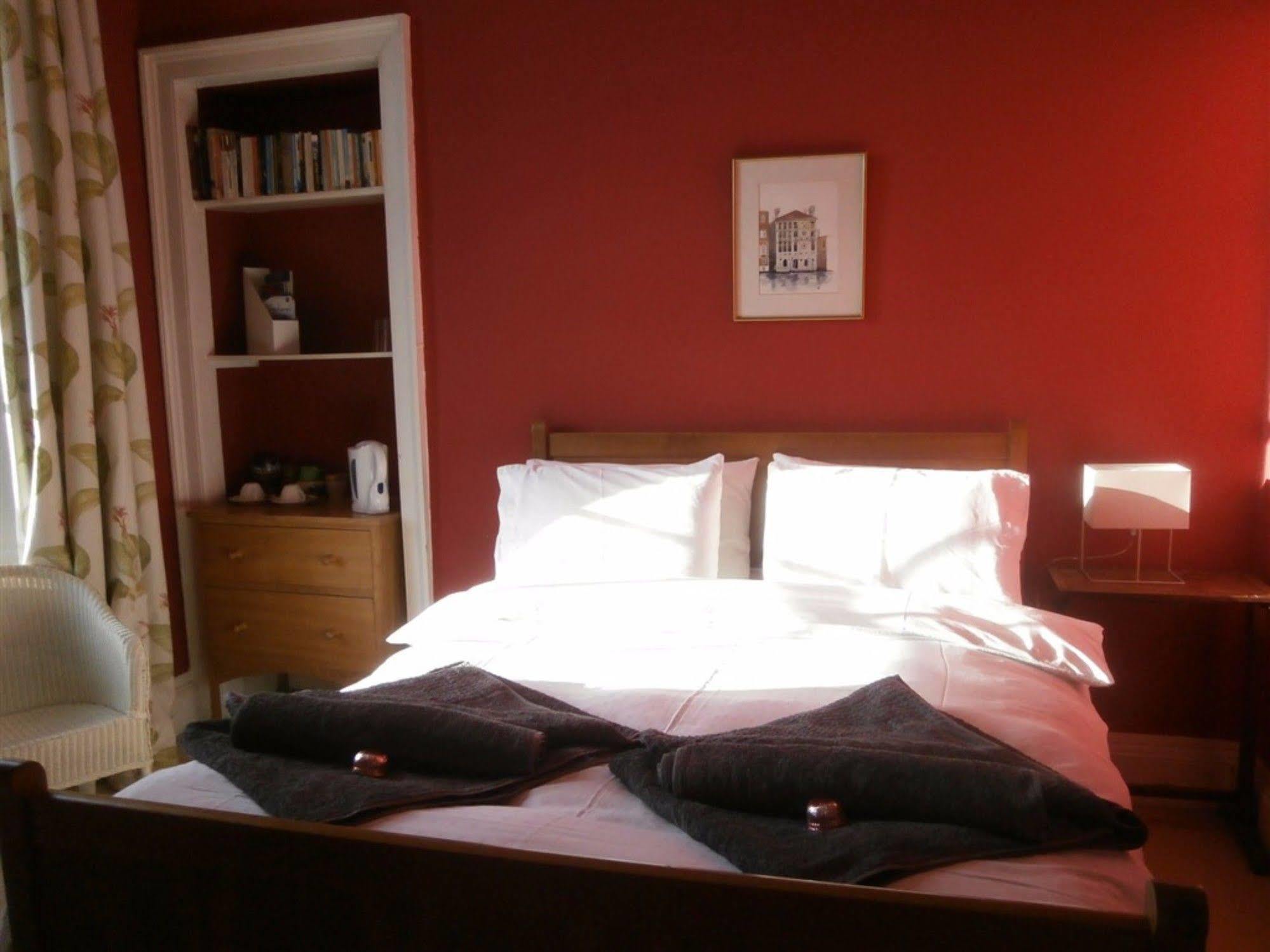 Winter Cherry Bed & Breakfast エディンバラ エクステリア 写真